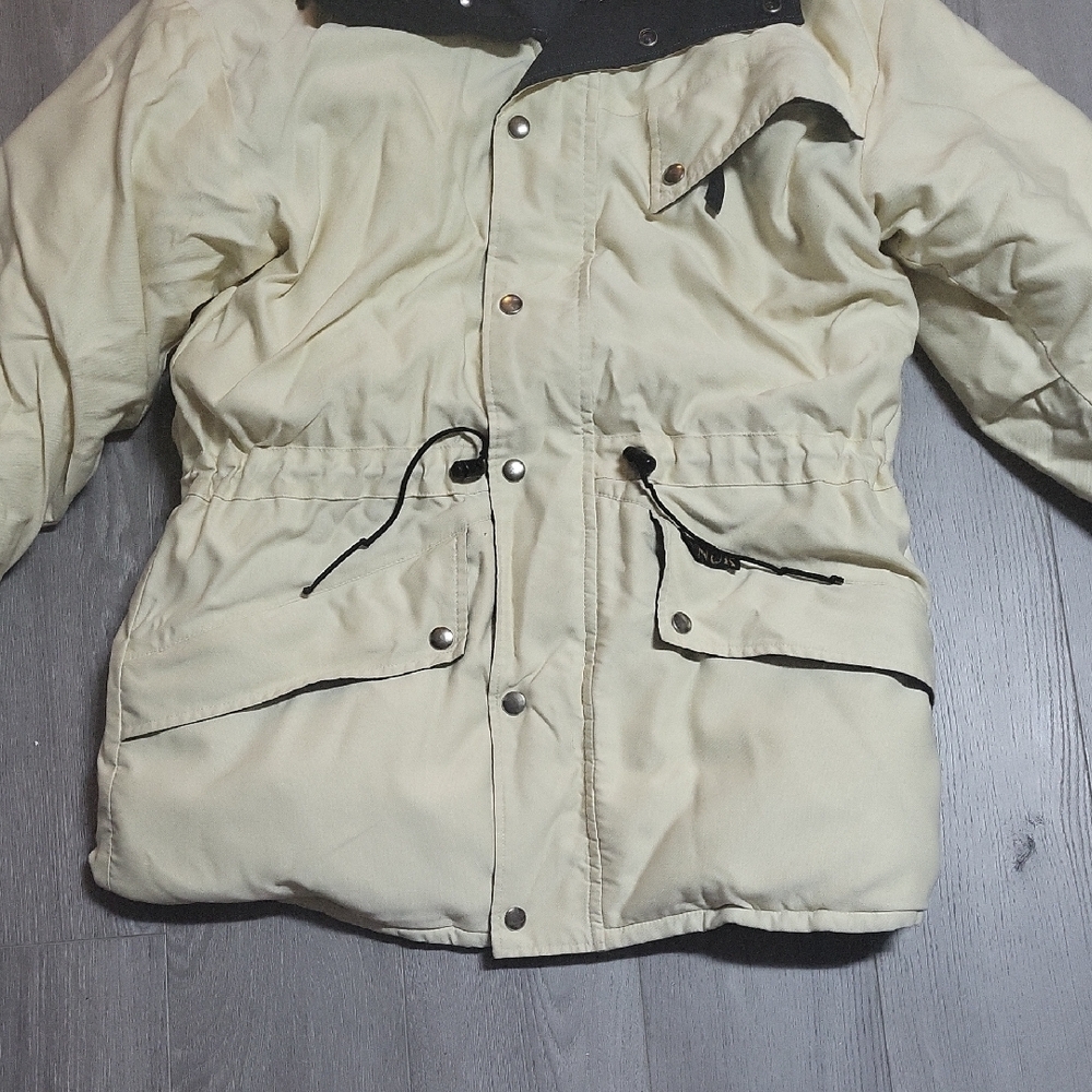 Women's Cream Puffer Jacket with Black Details - Picture 5 of 16